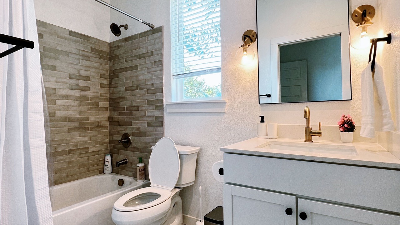 Photo of Bathroom in South Dallas - Fair Park