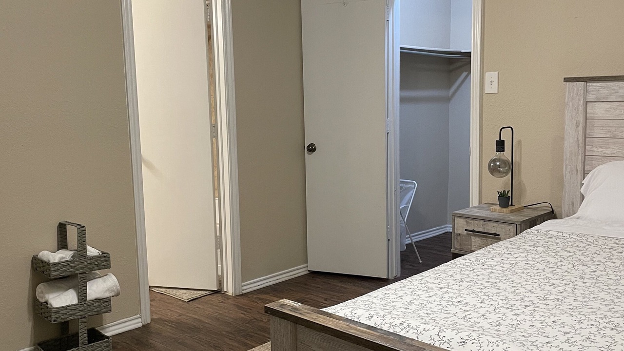 Photo of Bedroom in Far North Dallas