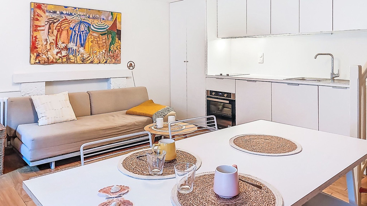 Photo of Bedroom in Treguier