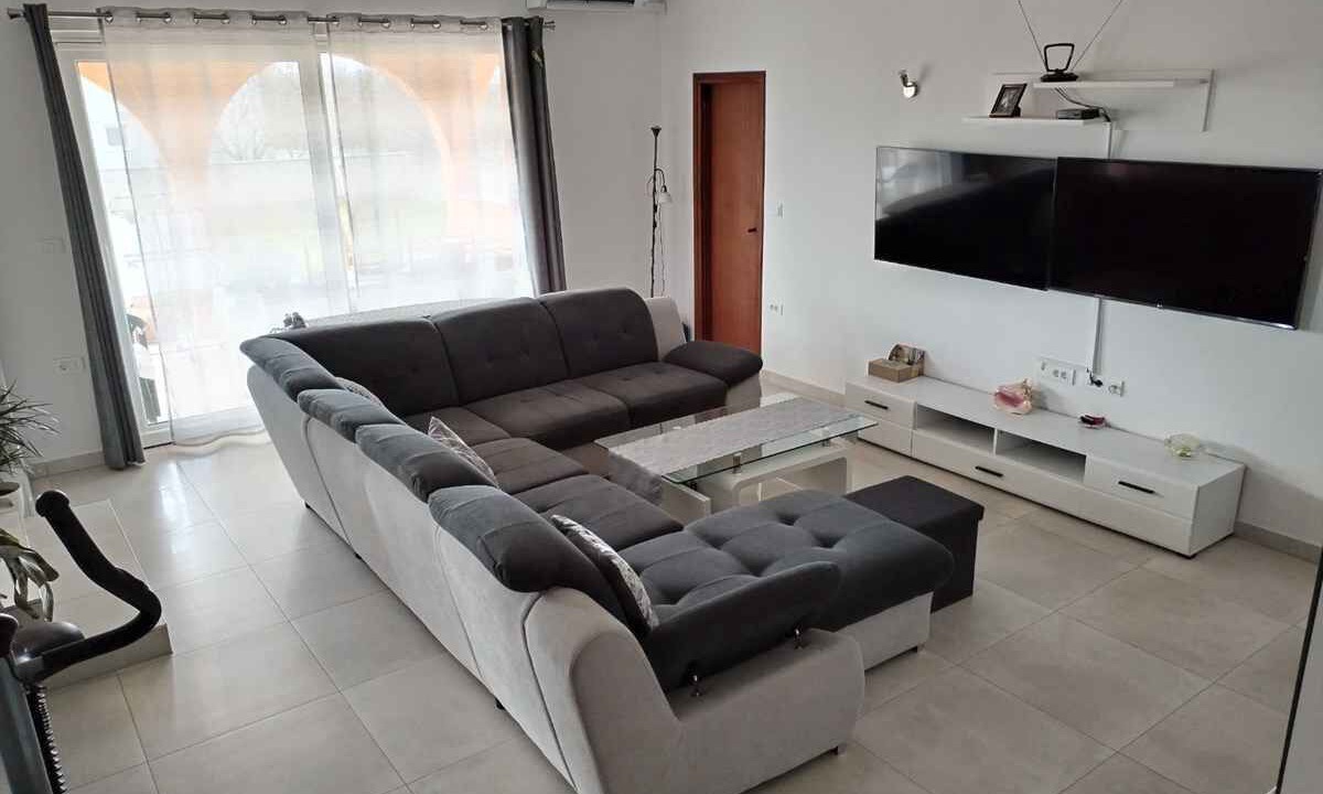 Photo of Livingroom in Skatari