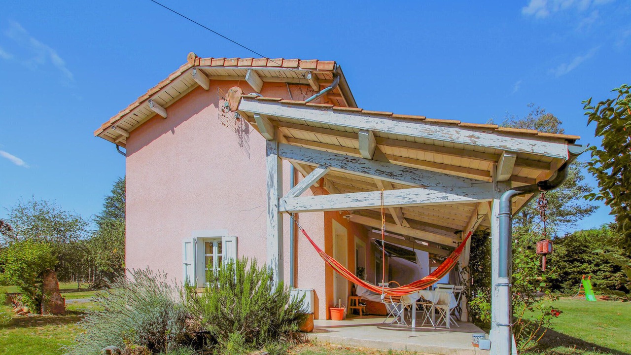 Photo of Others in Montseveroux