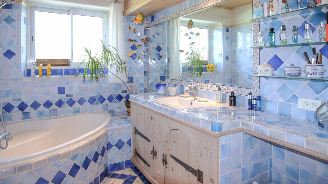 Photo of Bathroom in Montseveroux