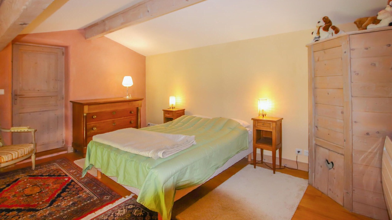 Photo of Others in Montseveroux