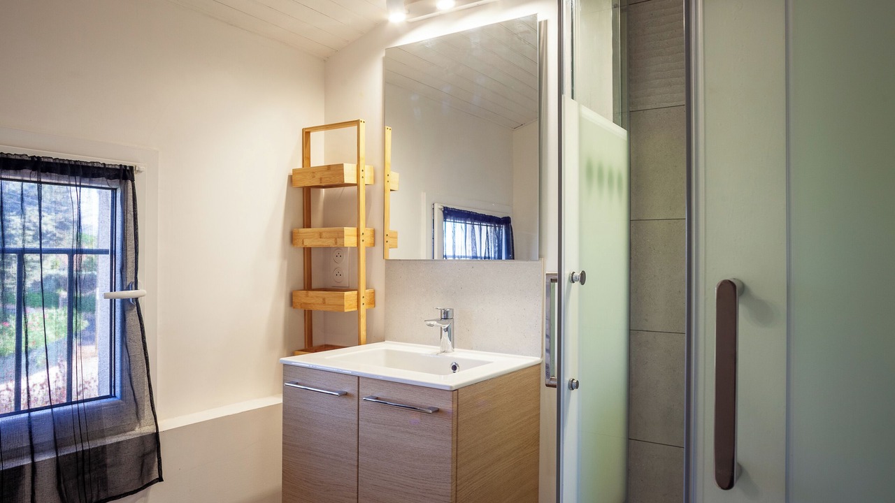 Photo of Bathroom in Six-Fours-les-Plages