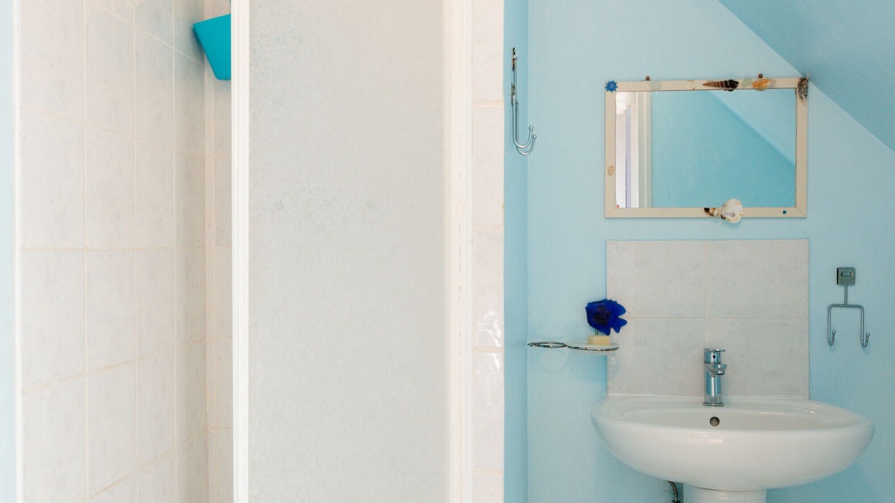 Photo of Bathroom in Canouville