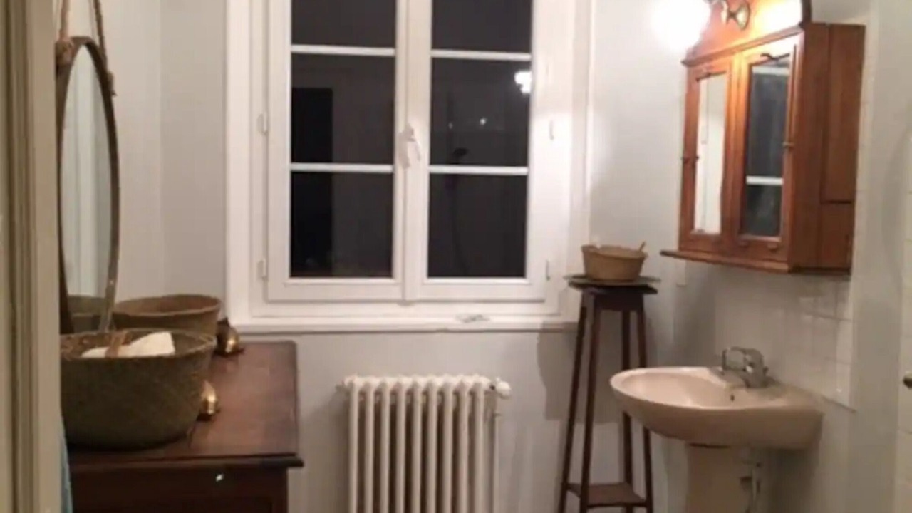 Photo of Bathroom in Canouville