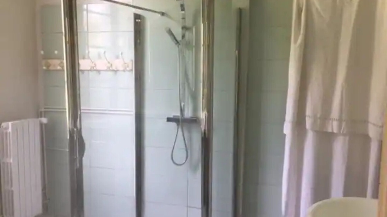 Photo of Bathroom in Canouville