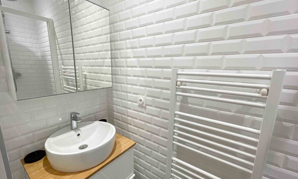Photo of Bathroom in 17th Arrondissement
