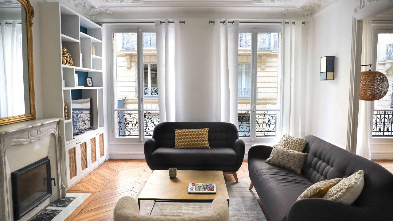 Photo of Livingroom in 17th Arrondissement