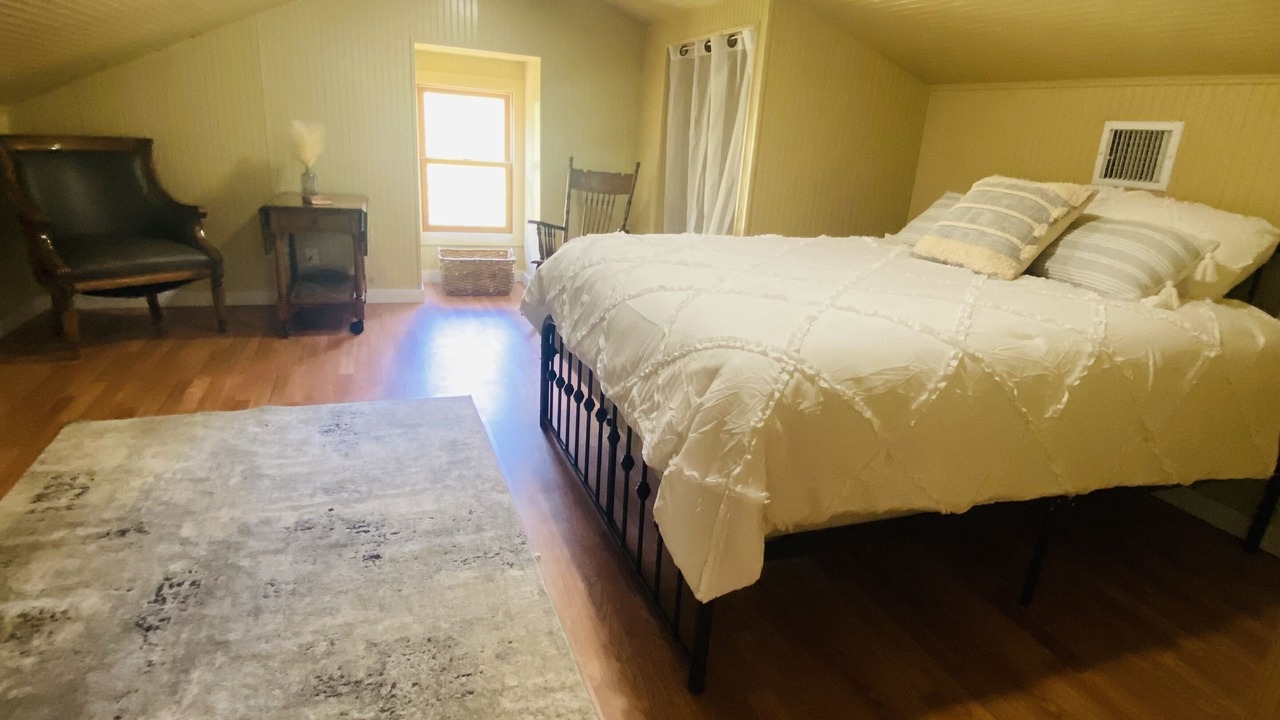 Photo of Bedroom in New Ulm