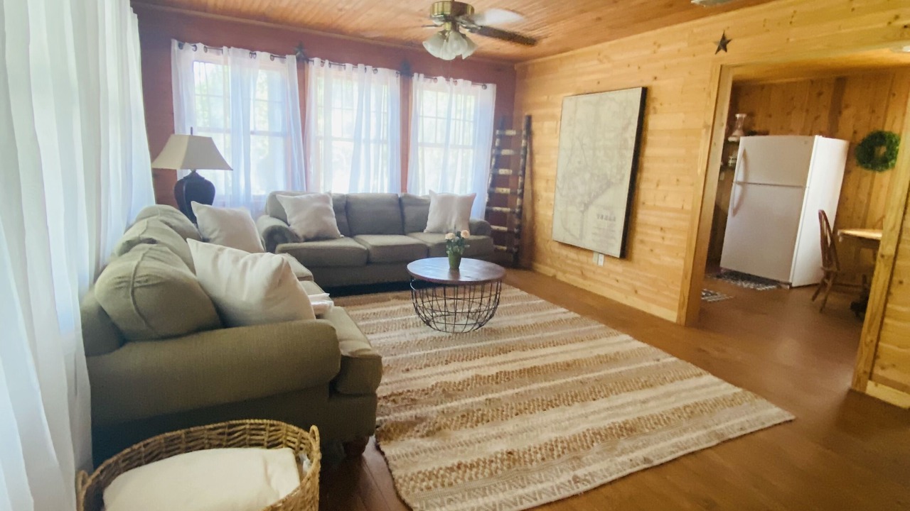 Photo of Livingroom in New Ulm