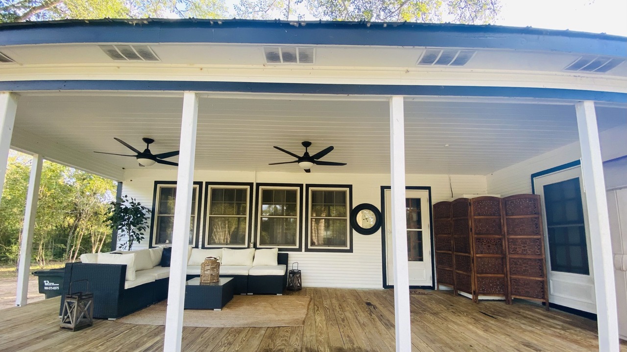 Photo of Patio Balcony in New Ulm