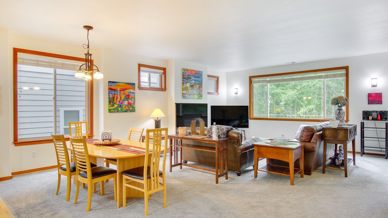 Photo of Others in Everett