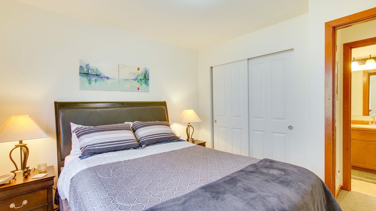 Photo of Others in Everett