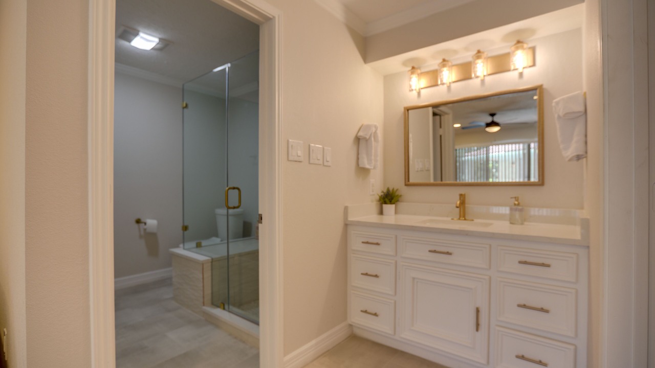 Photo of Bathroom in Braeswood Place