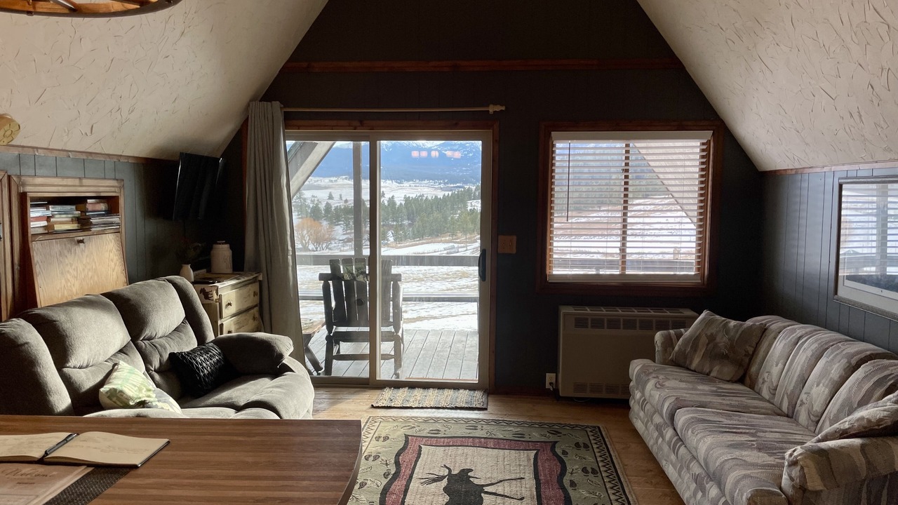 Photo of Livingroom in Fishtail