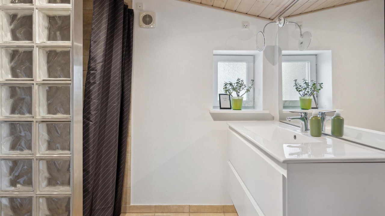 Photo of Bathroom in Broager