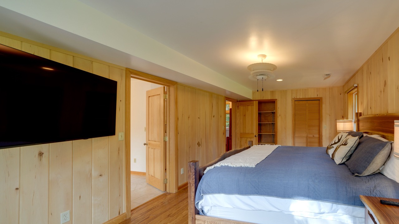 Photo of Bedroom in Edray