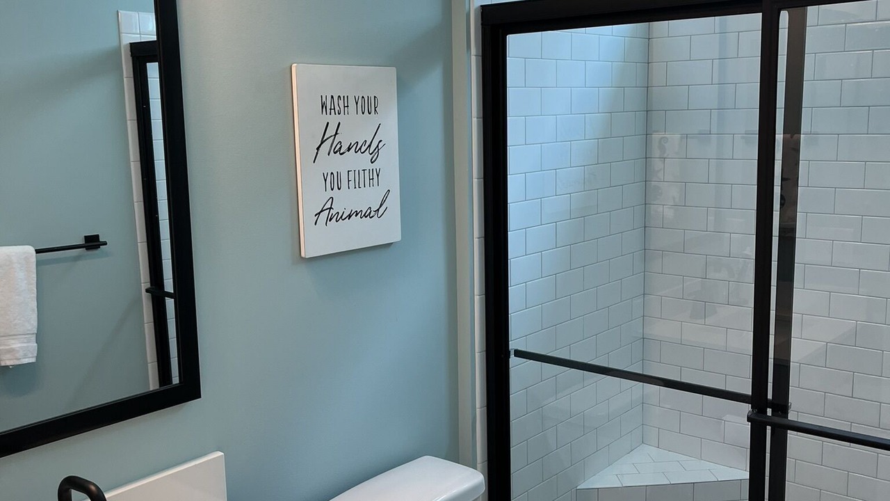 Photo of Bathroom in Cedar Neck