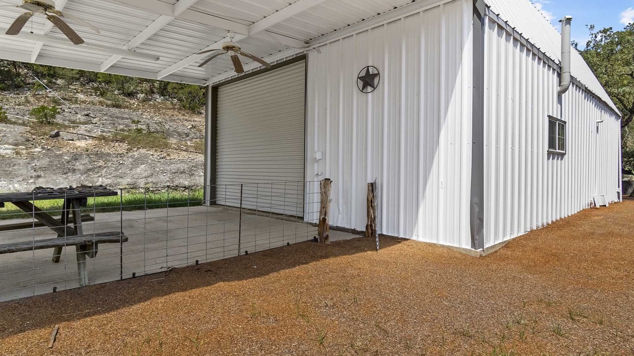 Photo of Others in Leakey