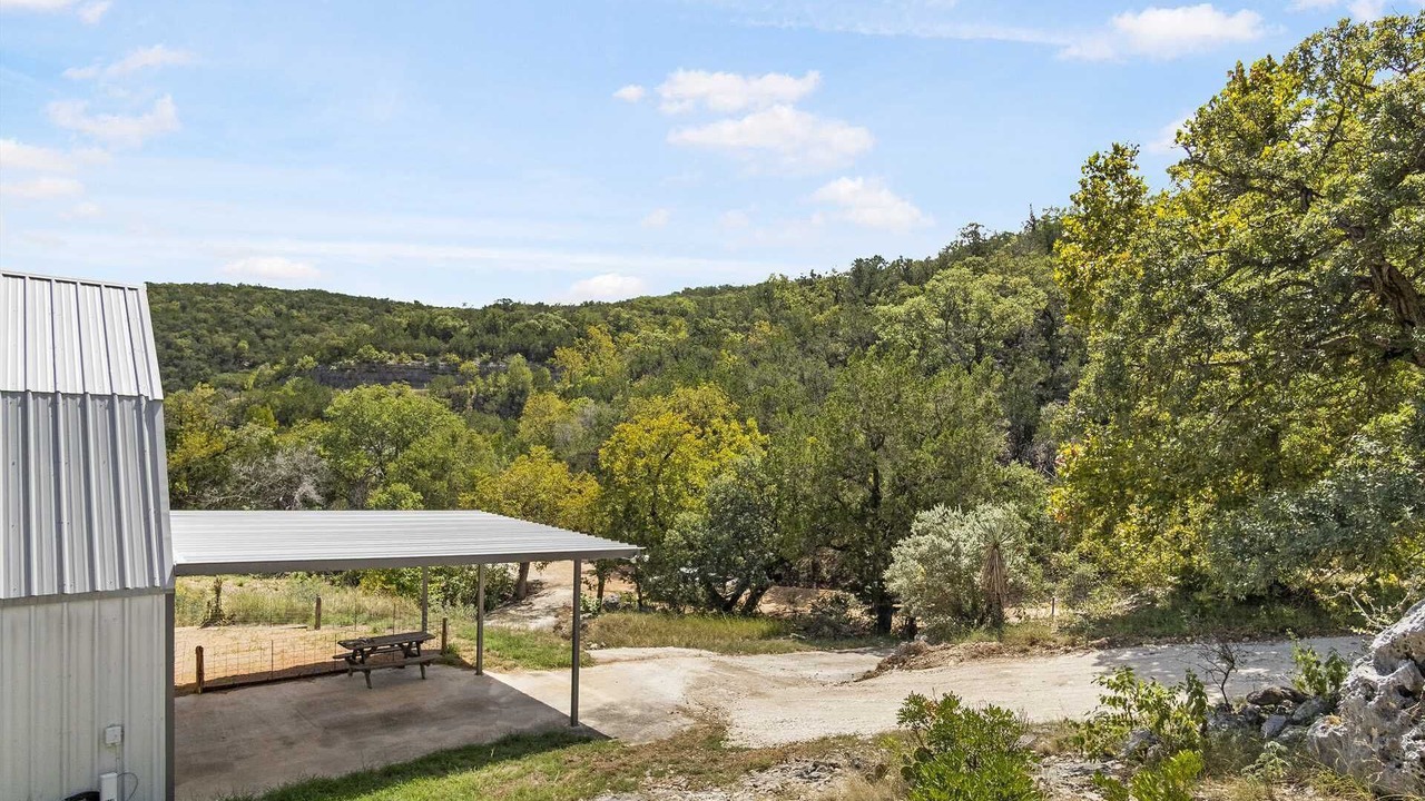 Photo of Others in Leakey