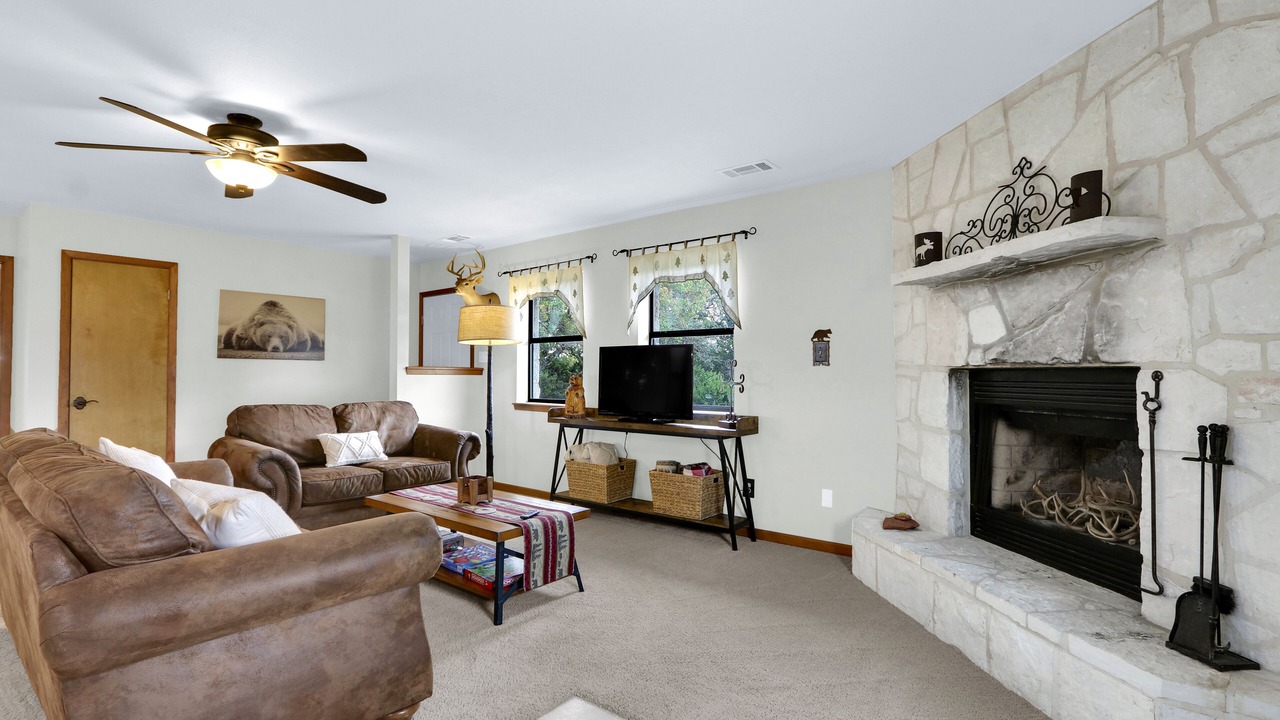 Photo of Livingroom in Kerrville