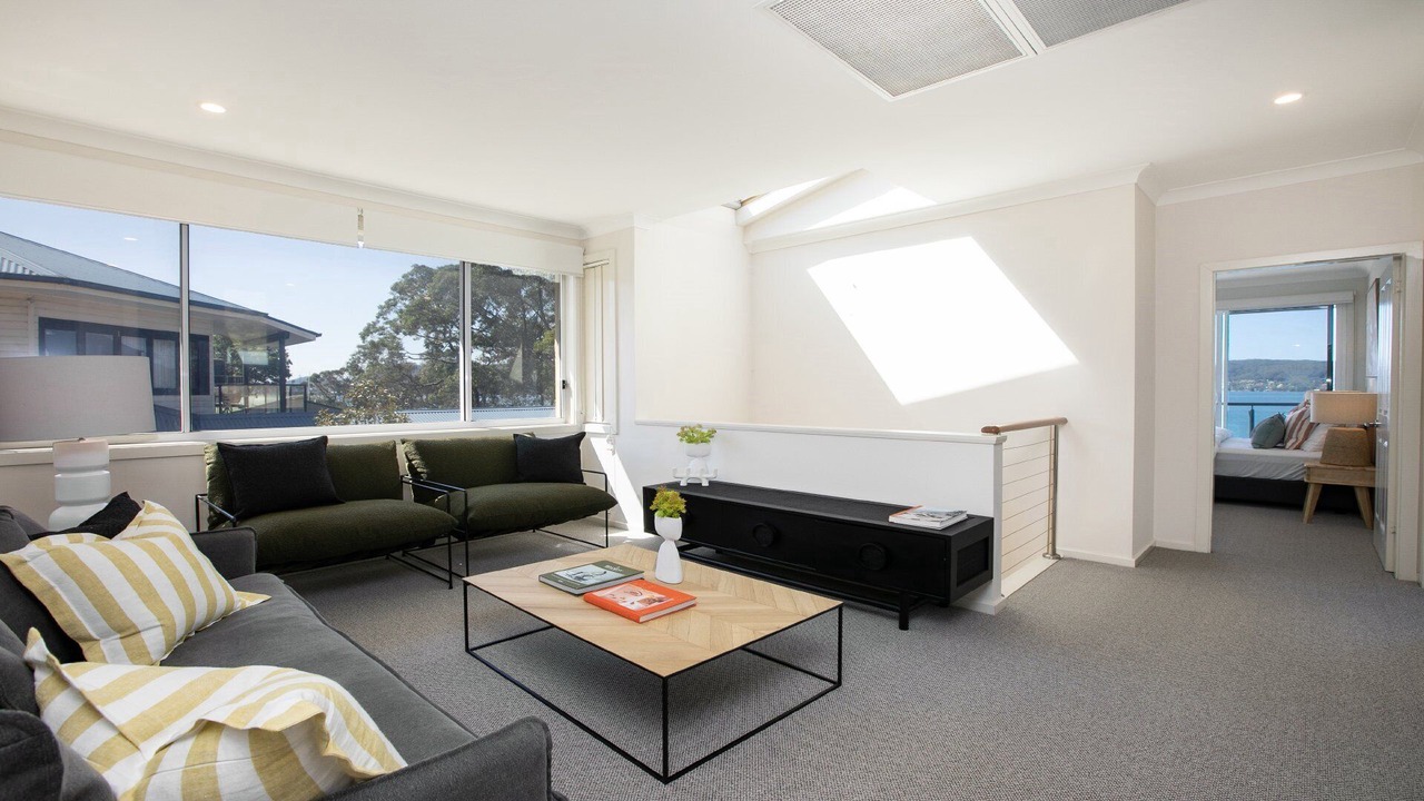 Photo of Livingroom in Point Clare