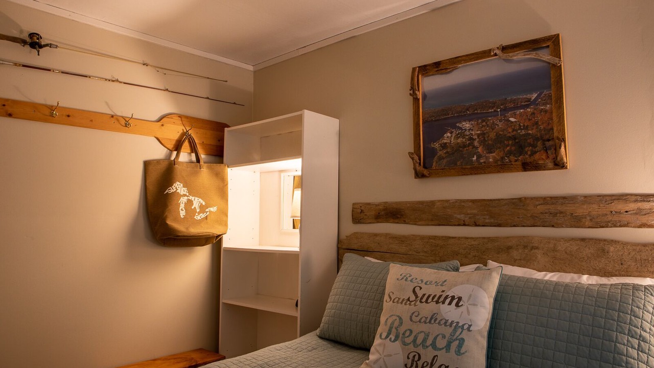 Photo of Bedroom in Pentwater