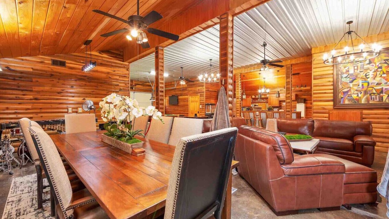 Photo of Others in Mercer