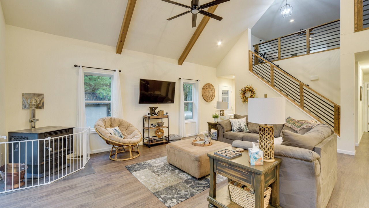 Photo of Livingroom in Webster