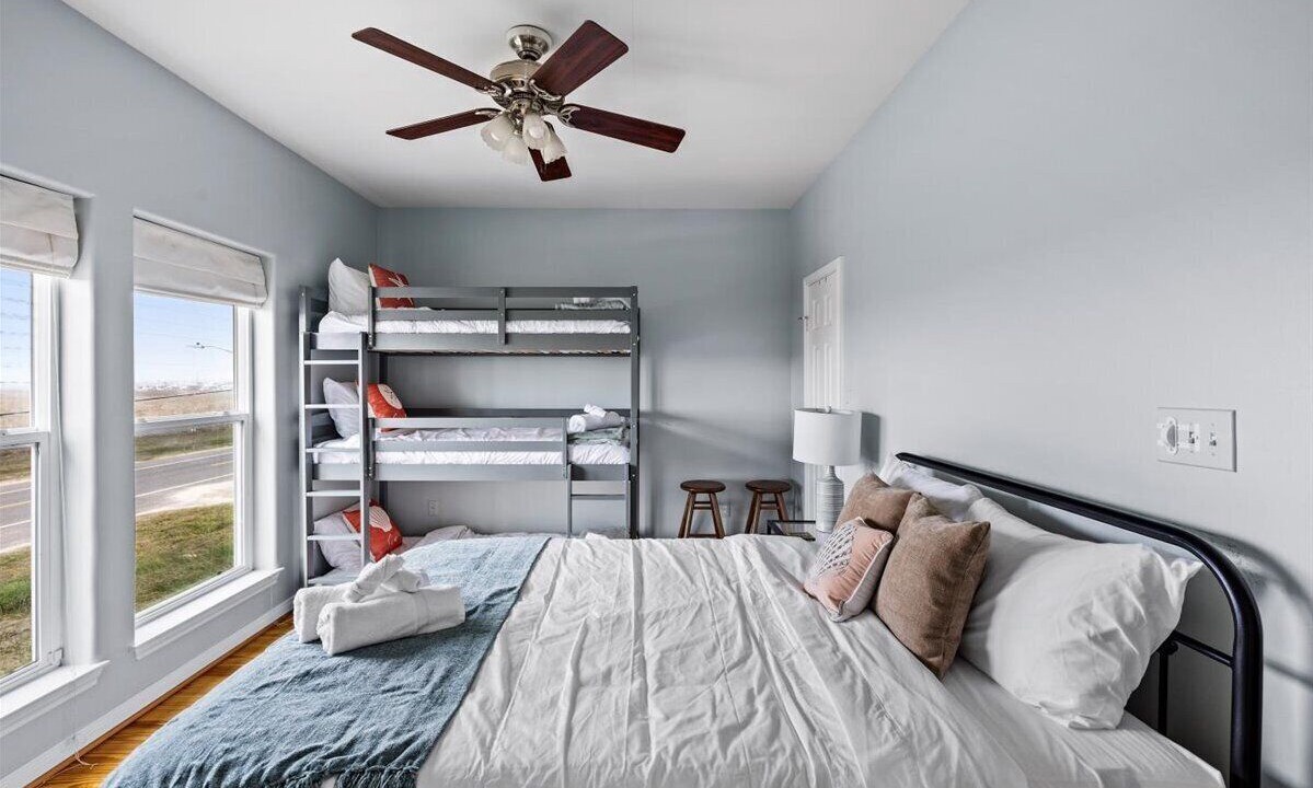 Photo of Bedroom in Miramar