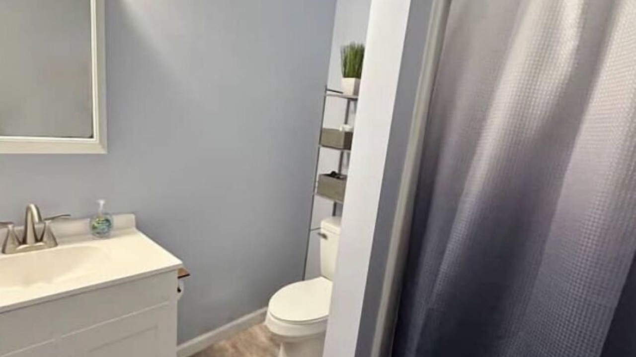 Photo of Bathroom in Lakeside