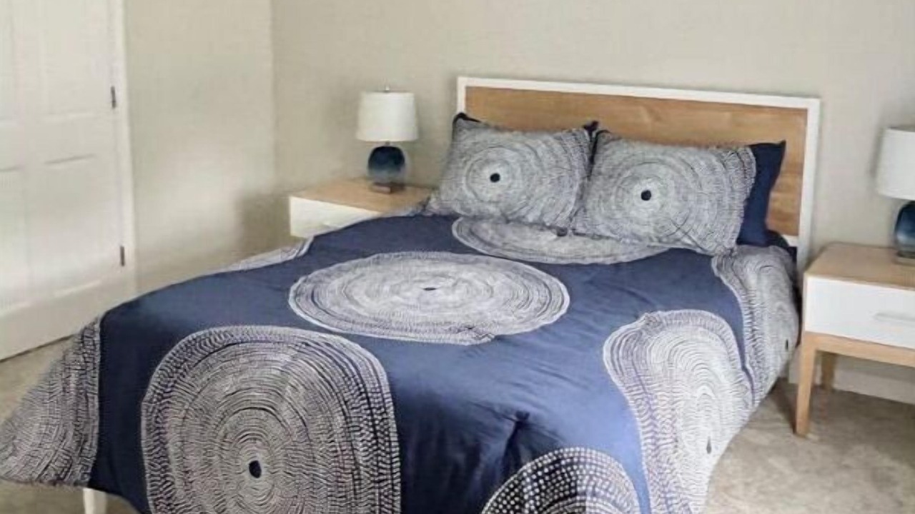Photo of Bedroom in Lakeside