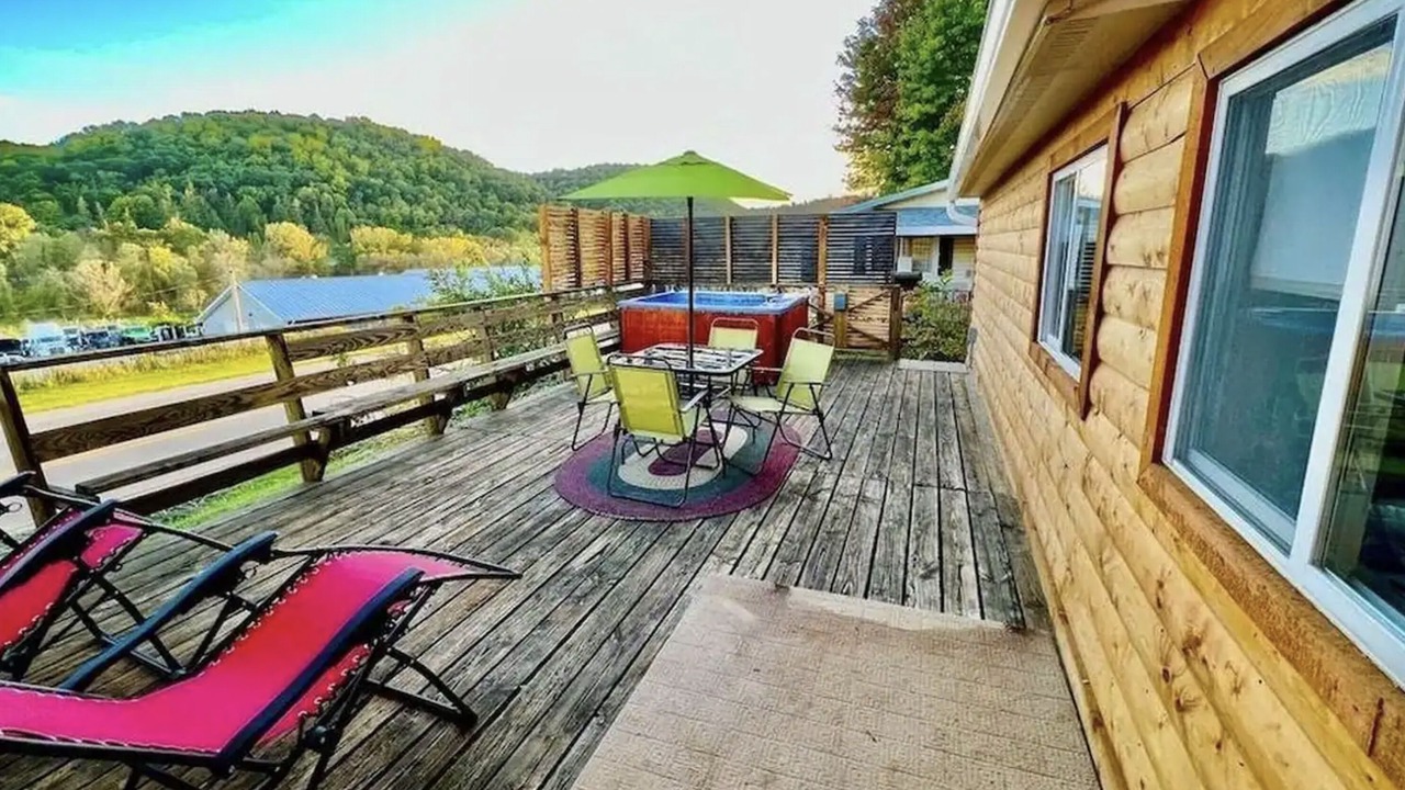 Photo of Outdoor in Lansing