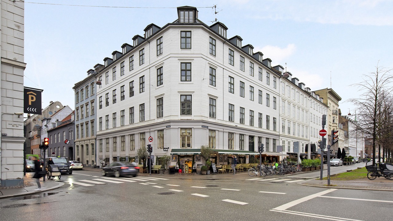 Photo of Outdoor in Nyhavn - Amalienborg