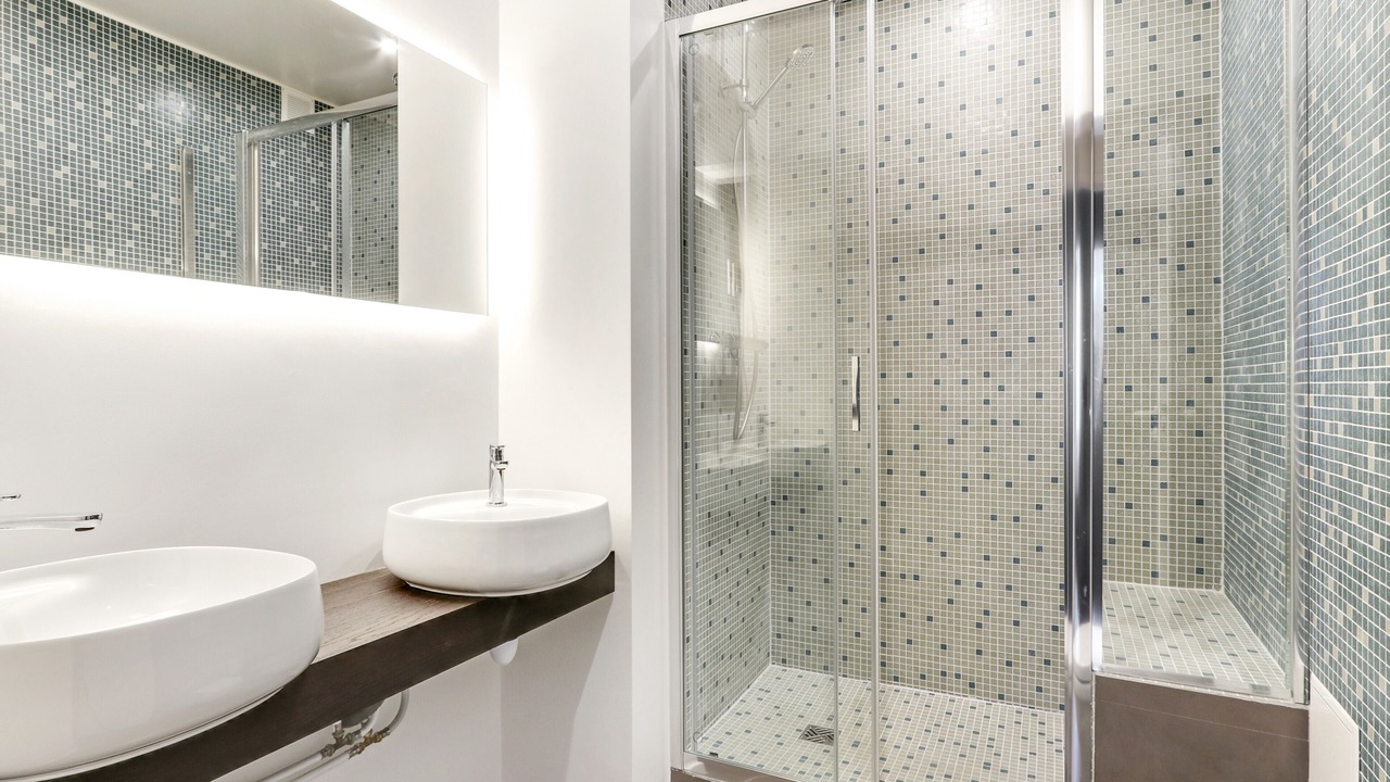 Photo of Bathroom in Quartier de la Chapelle