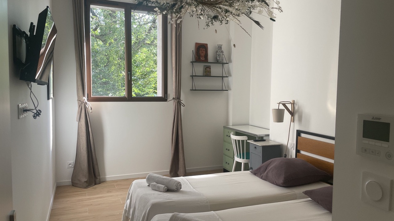 Photo of Bedroom in Saint-Genis