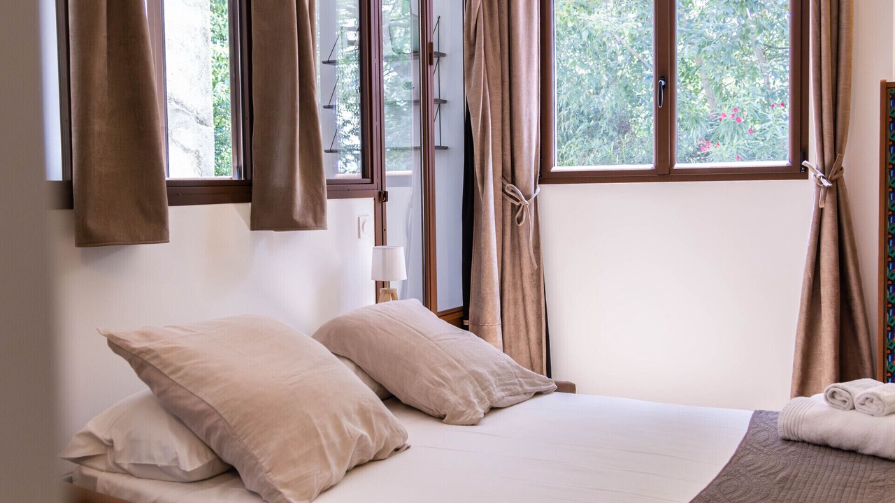 Photo of Bedroom in Saint-Genis