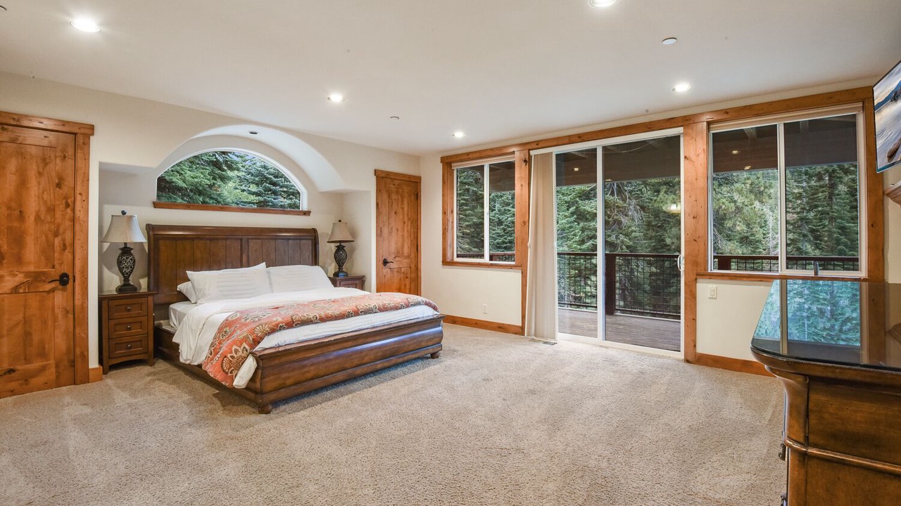 Photo of Bedroom in Kingswood Estates