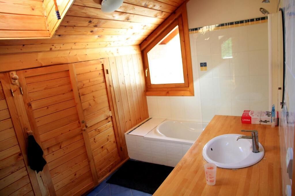Photo of Bathroom in Les Sagnieres
