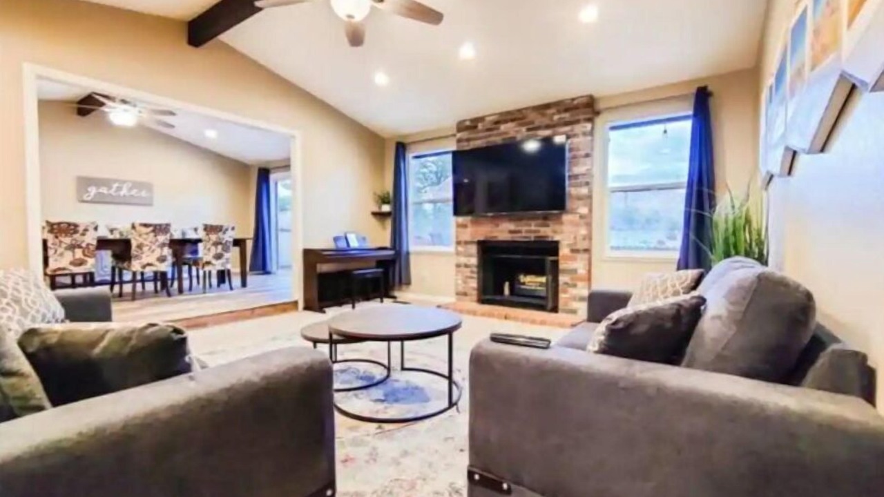 Photo of Livingroom in Sparks