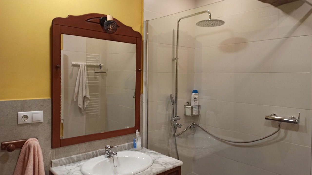 Photo of Bathroom in Iza