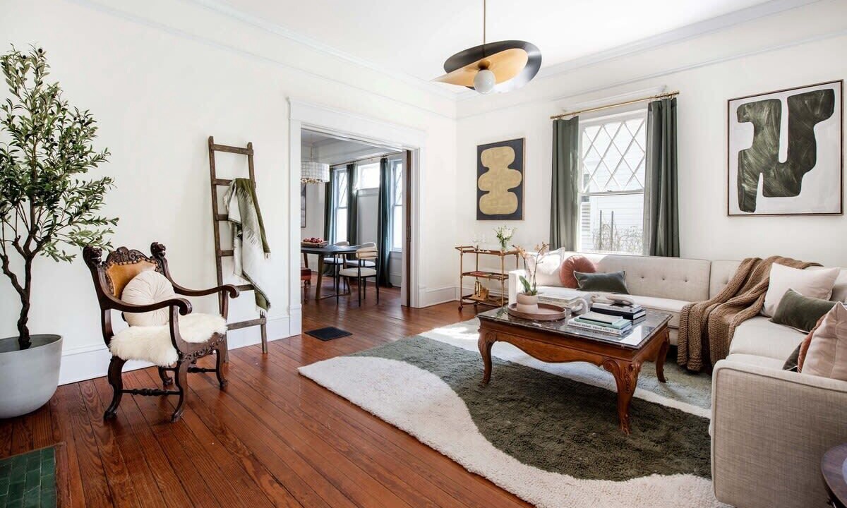 Photo of Livingroom in Inman Park