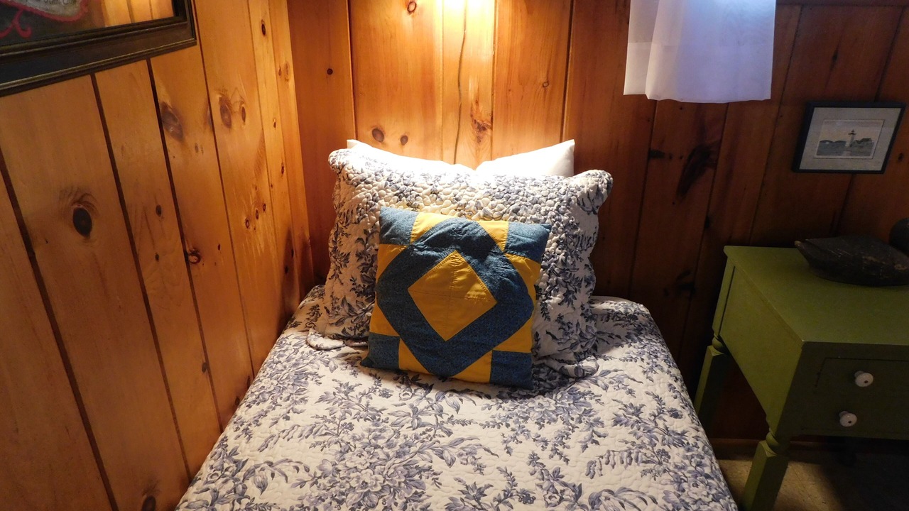 Photo of Bedroom in Indian Neck Heights