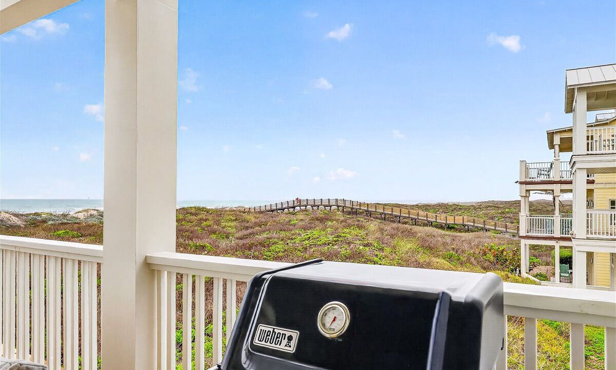 Photo of Patio Balcony in Cinnamon Shore