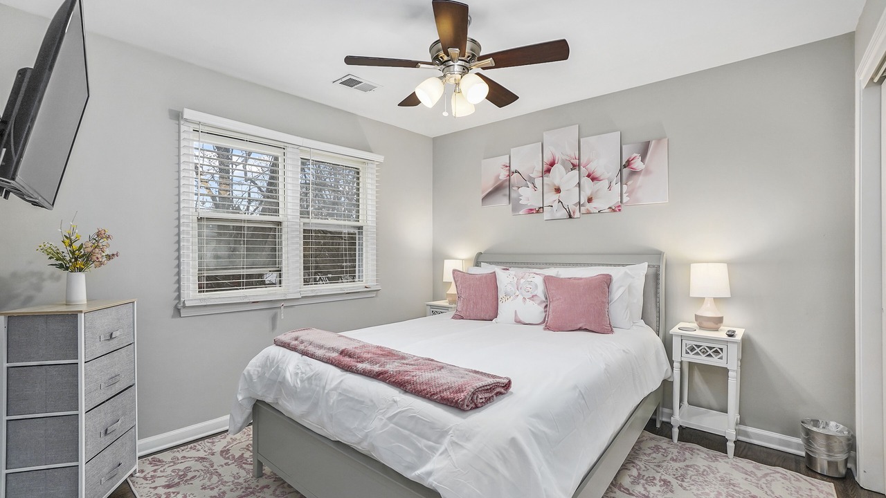 Photo of Bedroom in Flossmoor