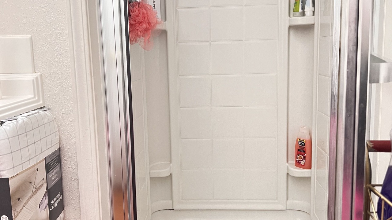 Photo of Bathroom in Paine Field-Lake Stickney