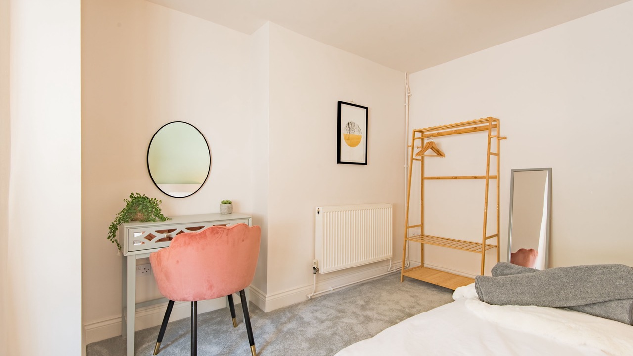 Photo of Bedroom in Folkestone