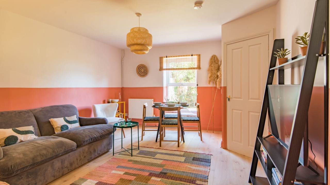 Photo of Livingroom in Folkestone