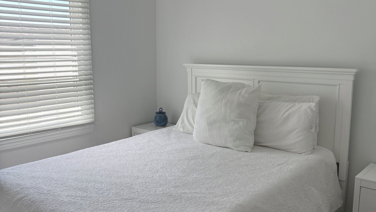 Photo of Bedroom in Cape May Court House